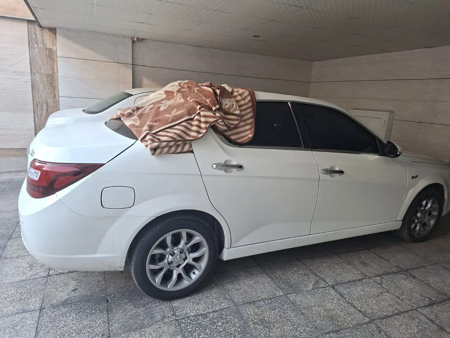 فروش دنا پلاس اتومات توربو|خودرو سواری و وانت|شیراز, لاله|دیوار