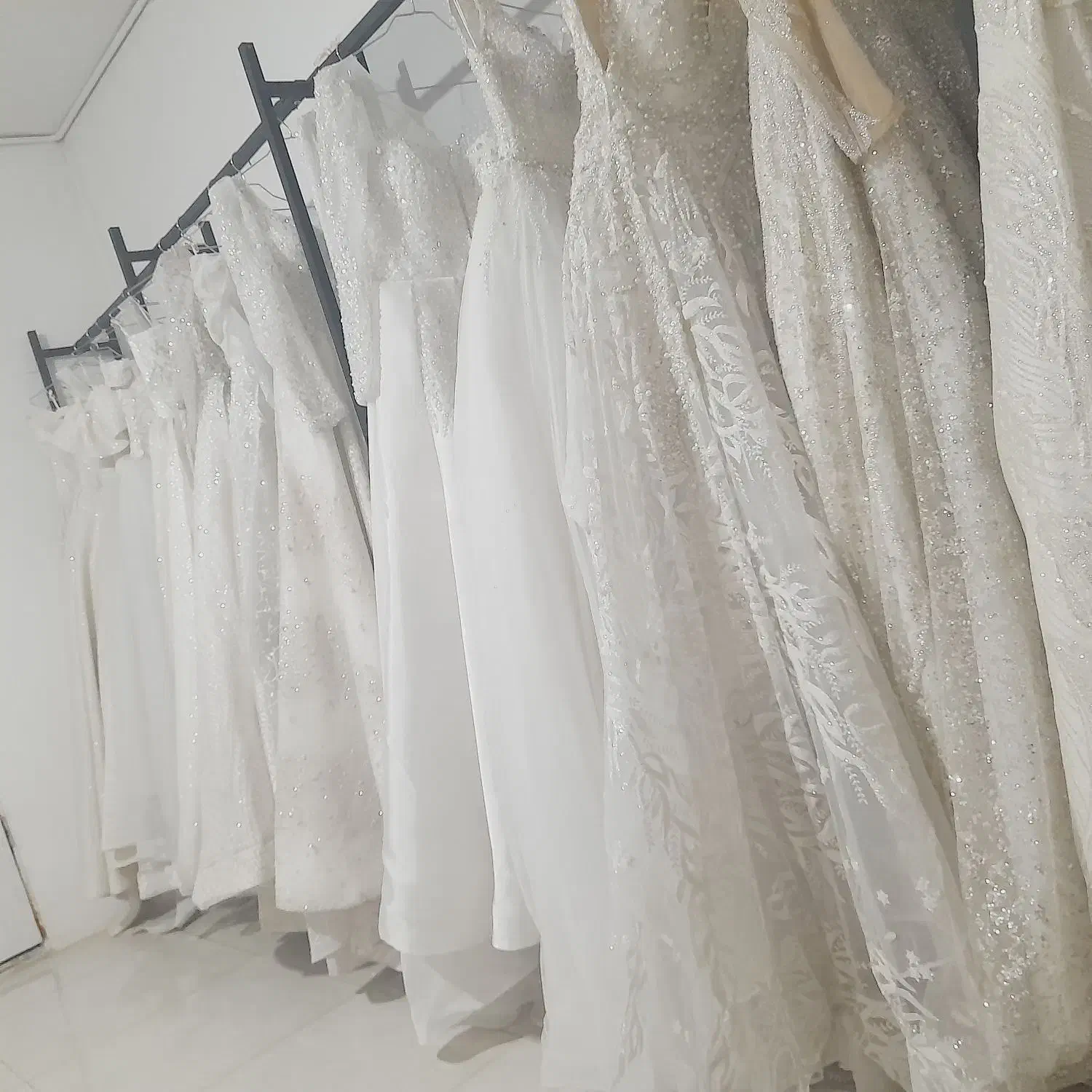 واگذاری ۴۰دست لباس عروس|لباس|مشهد, مشهدقلی|دیوار