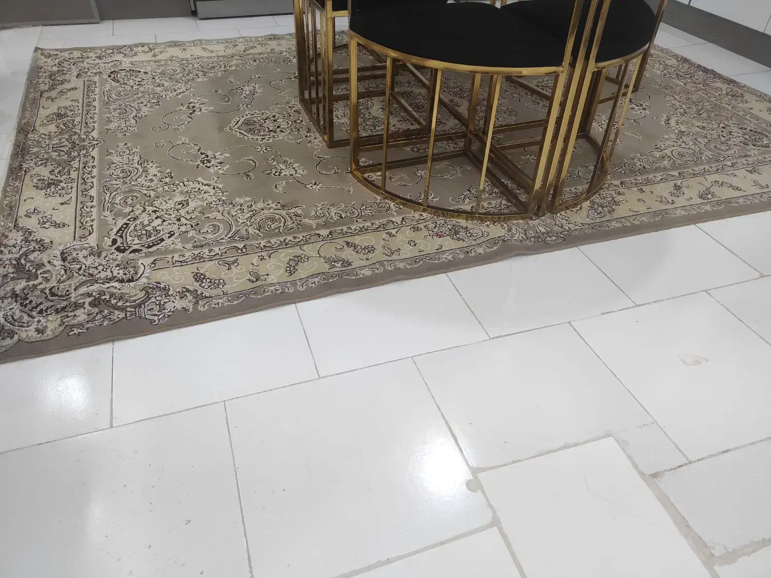 فرش ۶متری|فرش|خرم‌آباد, |دیوار