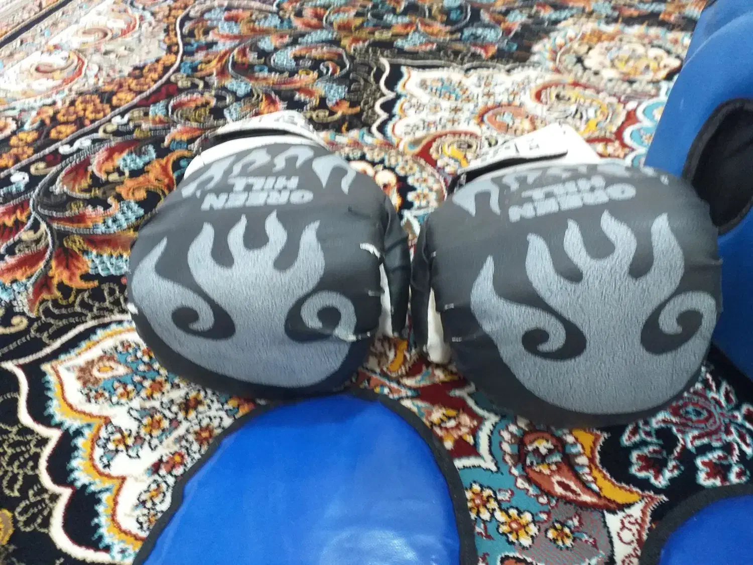 دستکشبوکسساقبندکلاه|تجهیزات ورزشی|دورود, |دیوار