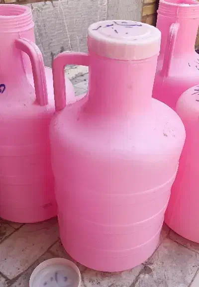 دبه سالم و محکم|ظروف نگهدارنده، پلاستیکی، یک‌بارمصرف|نیشابور, هفده شهریور|دیوار