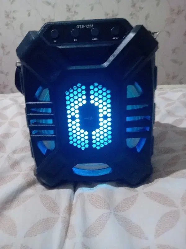 باند صوتی میکروفون خور فلش خور|پخشکننده همراه|اردبیل, |دیوار