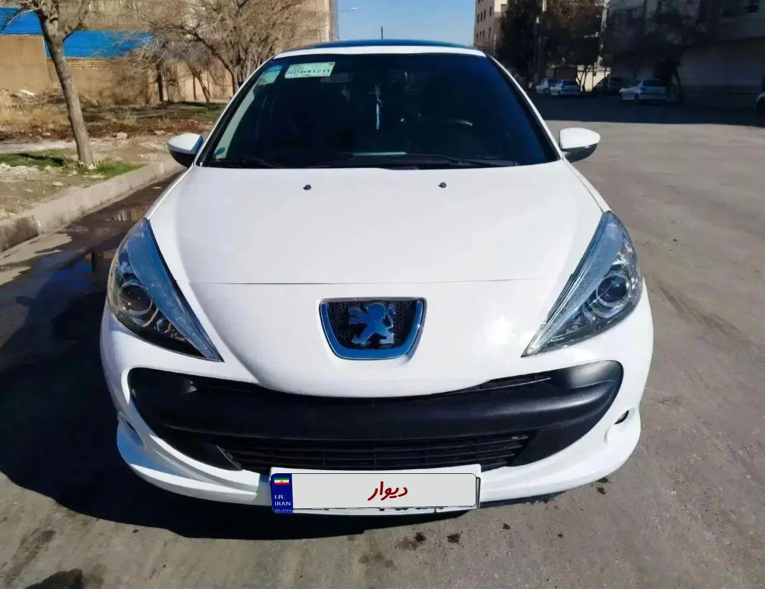 ۲۰۷ پانا|خودرو سواری و وانت|خرم‌آباد, |دیوار