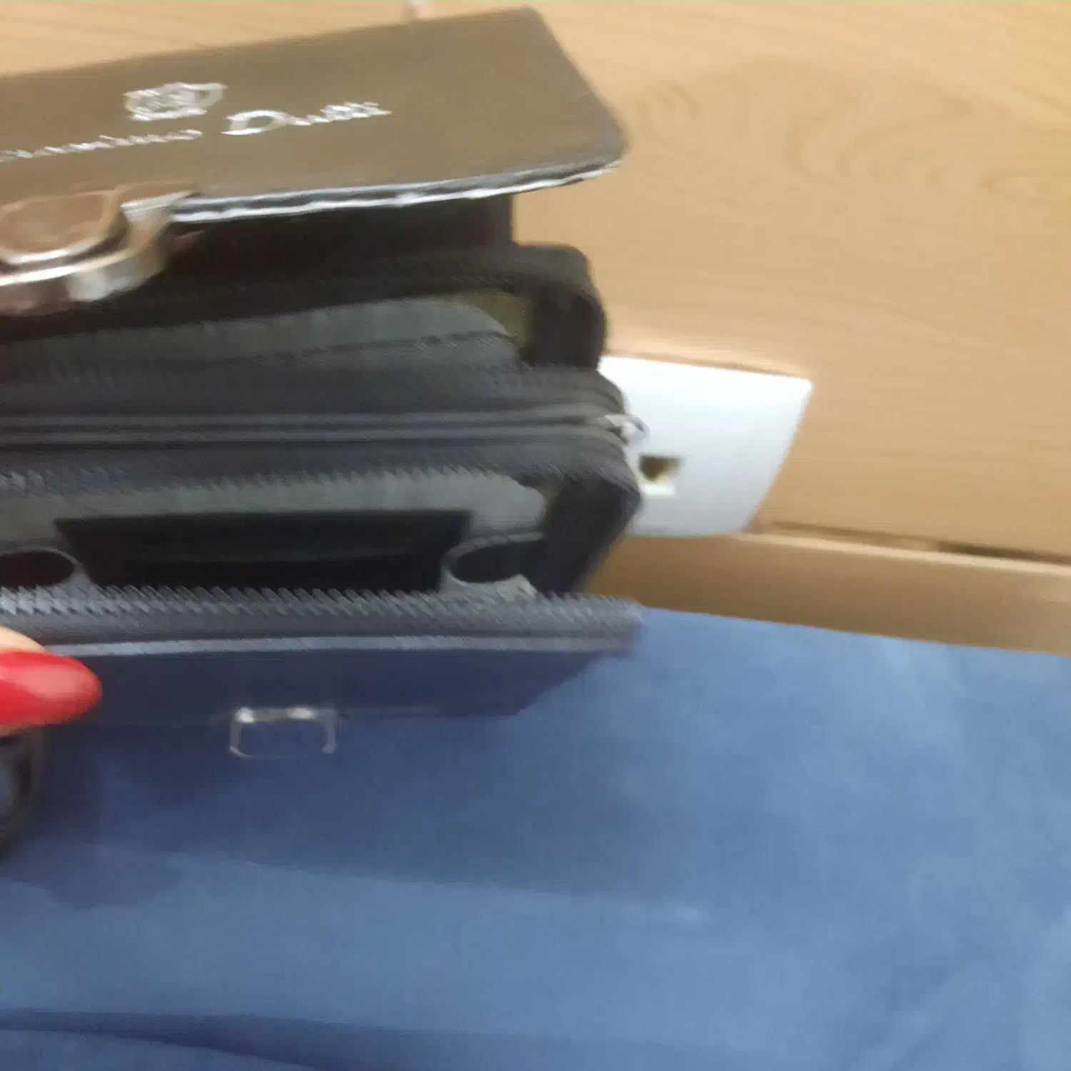 کیف پاسپورتی|کیف، کفش، کمربند|کرمان, |دیوار