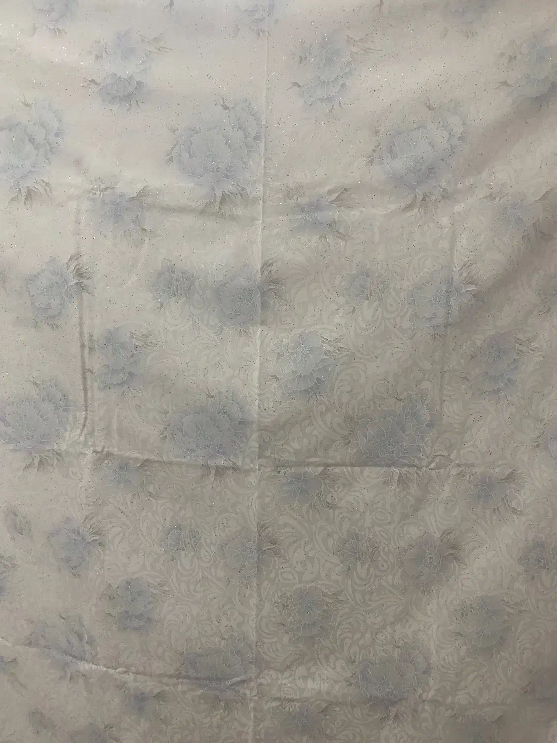 پارچه چادری|لباس|رشت, گلسار|دیوار