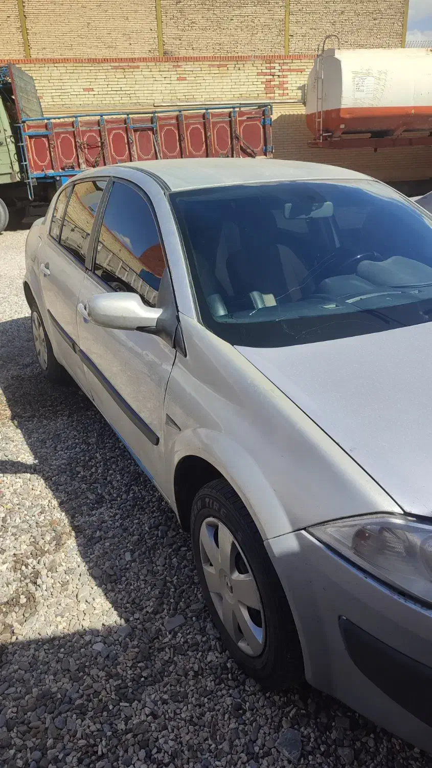 مگان ۱۶۰۰ مدل ۸۵|خودرو سواری و وانت|اصفهان, شهرک صنعتی امیرکبیر (شاپور جدید)|دیوار