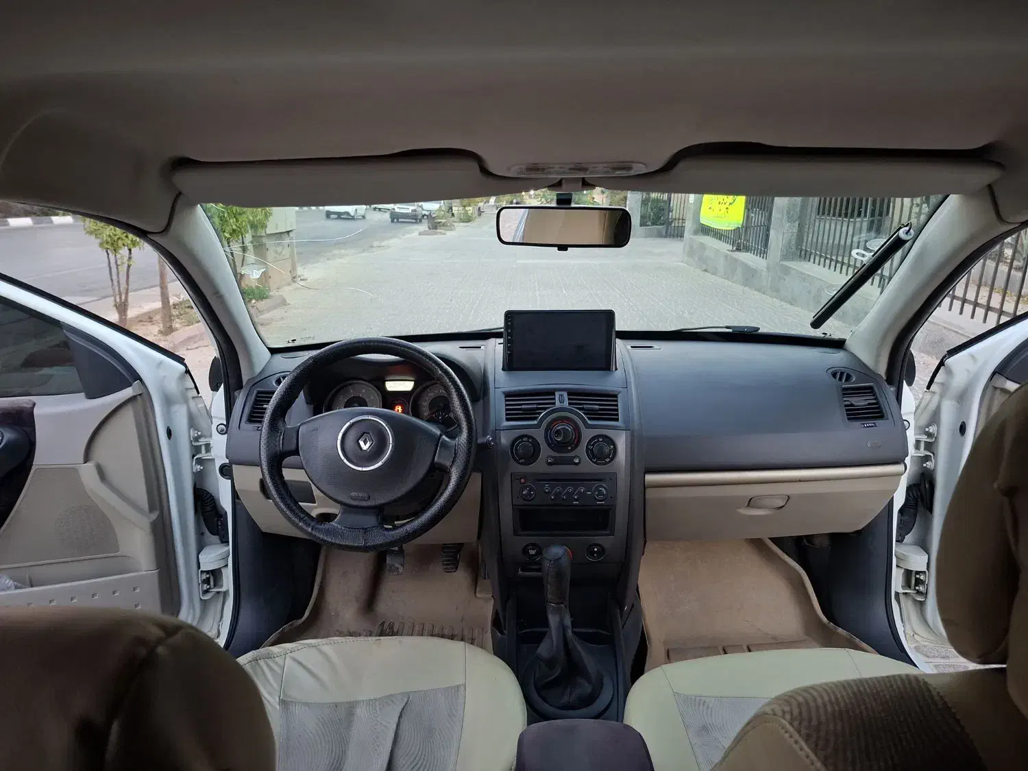 مگان 1600دنده ای ،خانگی|خودرو سواری و وانت|شیراز, معالی‌آباد|دیوار