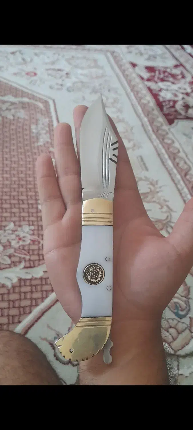 چاقو ضامندار|کلکسیون اشیاء عتیقه|مرودشت, فاز دوم شهرک فرهنگیان|دیوار