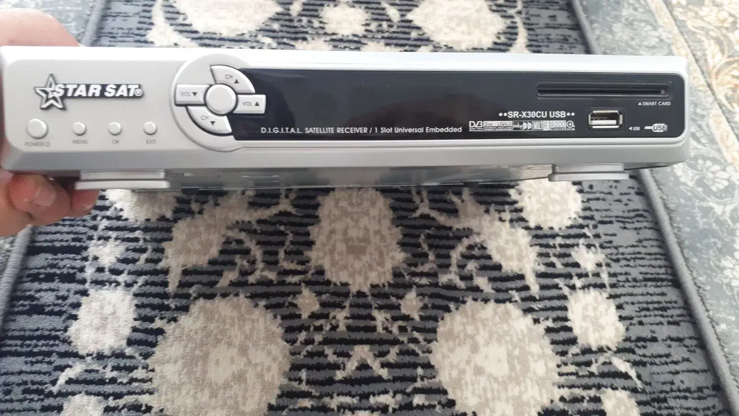 گیرنده دیجیتال معاوضه قناری نرمست|تلویزیون و پروژکتور|اراک, |دیوار