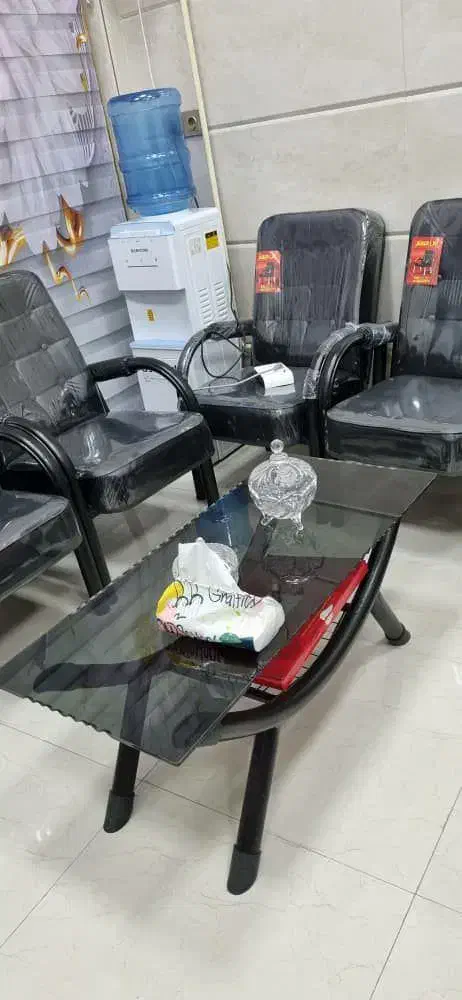 صندلی انتظار|صندلی و نیمکت|لاهیجان, لیل|دیوار