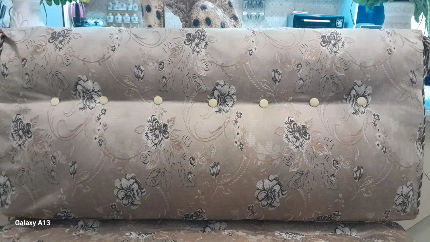 متکا|پشتی|بوشهر, |دیوار