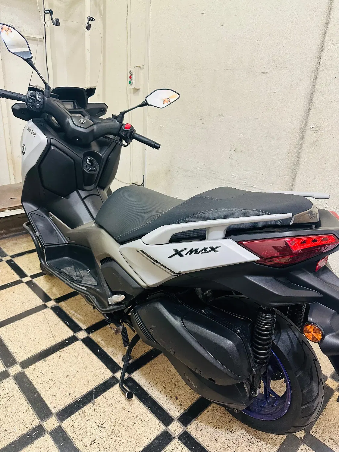 Xmax 250|موتورسیکلت|تهران, بهارستان|دیوار