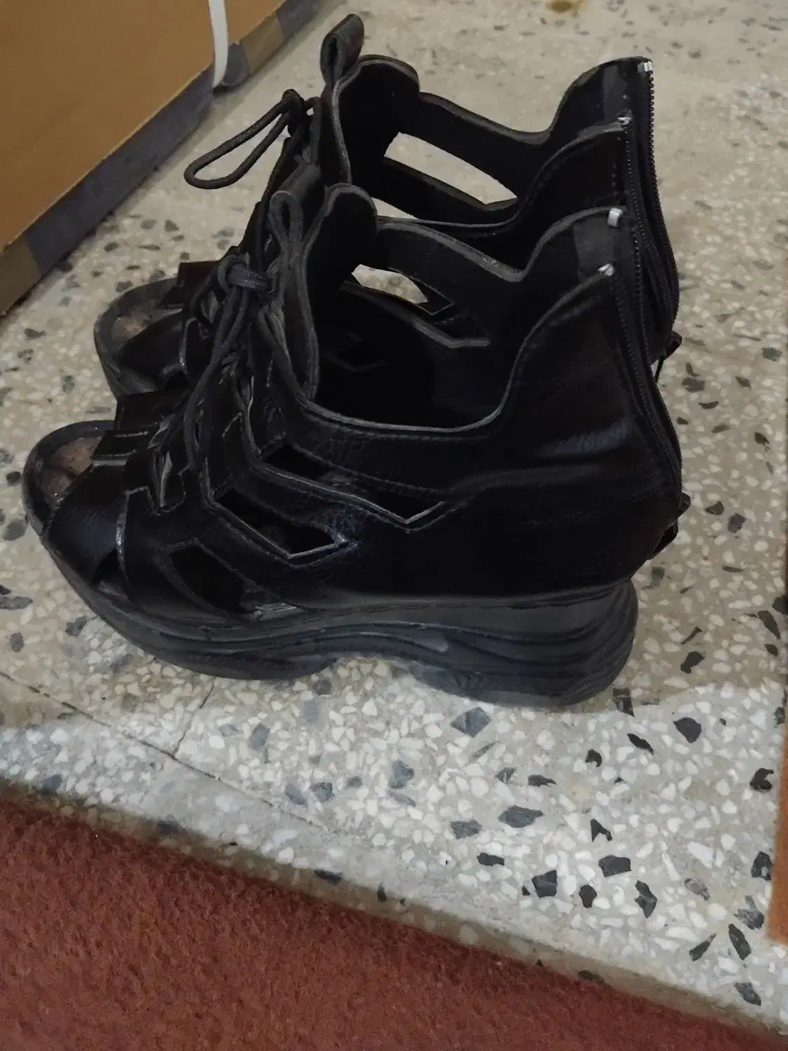 کفش ها کاملا نو|کیف، کفش، کمربند|یاسوج, |دیوار