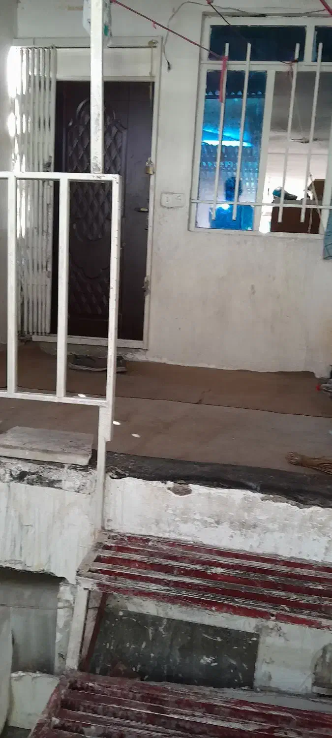 اجاره خانه کلنگی ۸۰مترمربع طبقه دوم|اجارهٔ خانه و ویلا|تهران, خاک سفید|دیوار