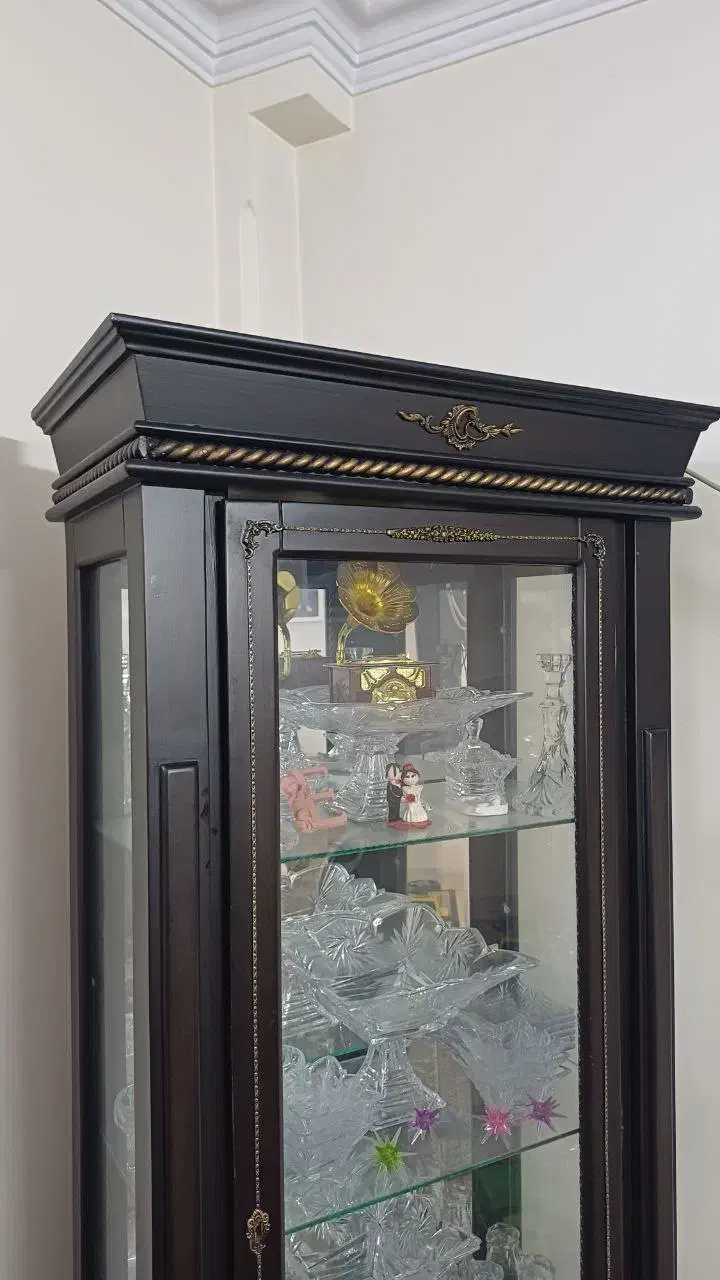 بوفه چوبی سالم|بوفه، ویترین، کنسول|تهران, ائمه اطهار|دیوار