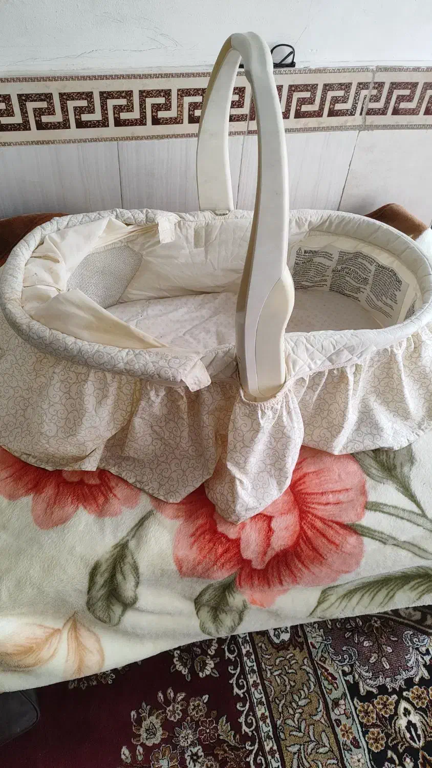 گهواره|گلیم، جاجیم، گبه|قم, ناصردیوان|دیوار