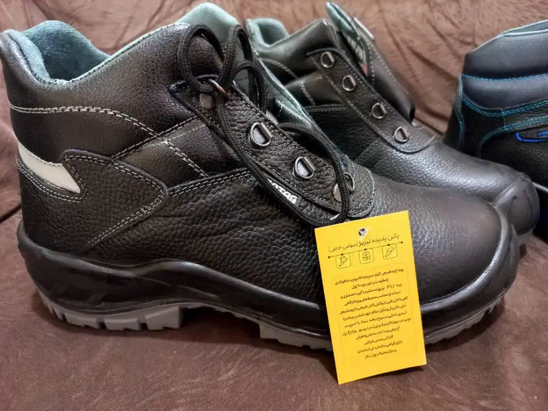 نیم بوت ایمنی چرم|کیف، کفش، کمربند|شوشتر, |دیوار
