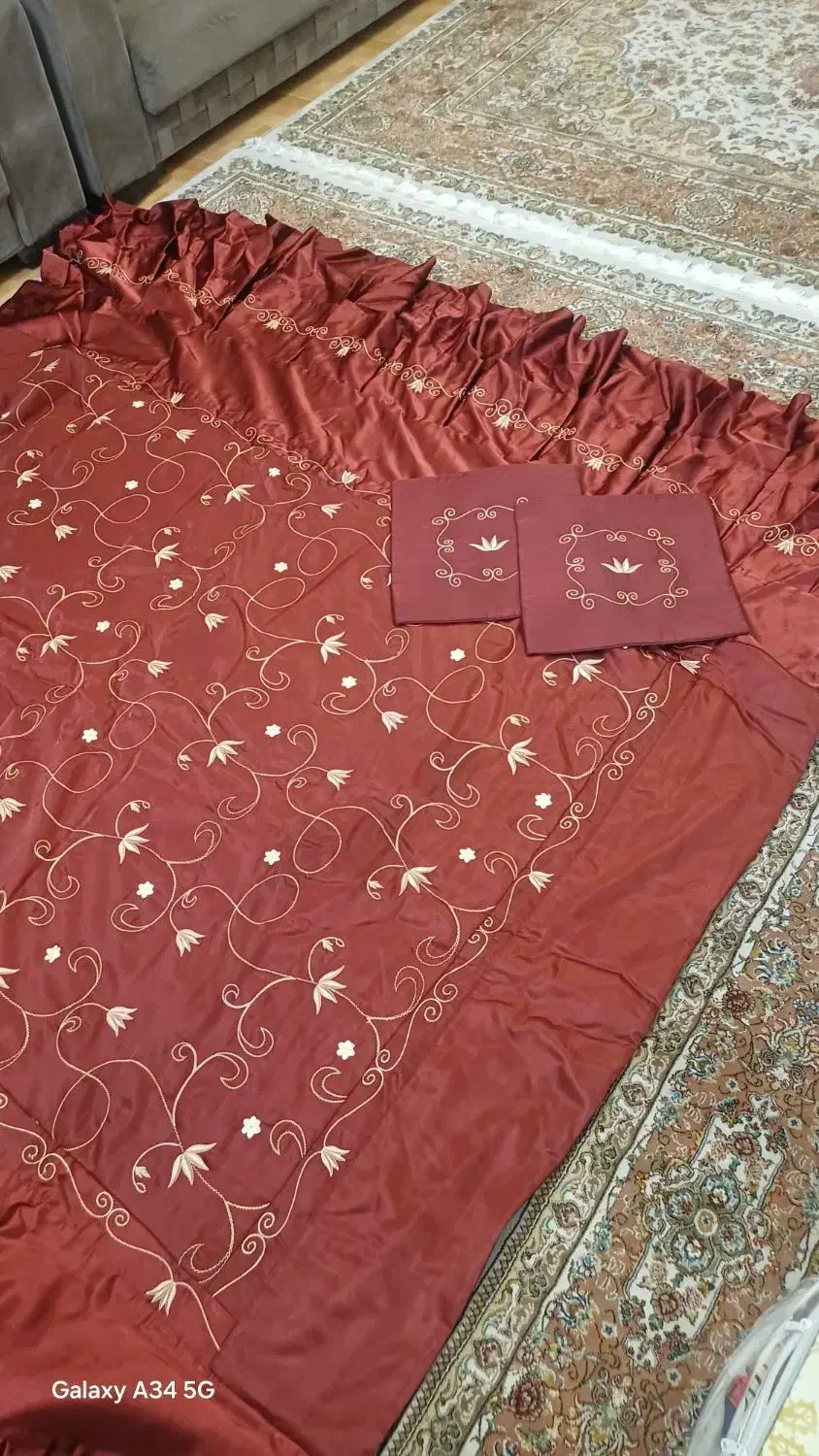 رو تختی دو نفره ساتن کم استفاده شده|سرویس روتختی|تهران, نارمک جنوبی|دیوار