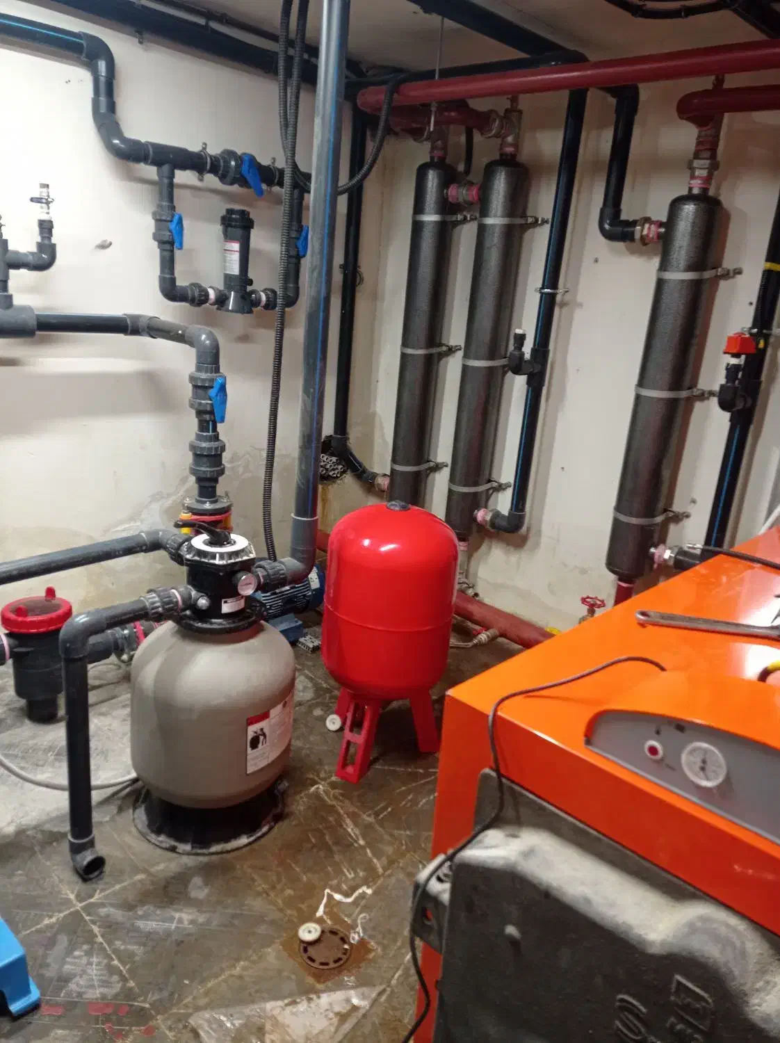 تاسیسات موتورخانه-استخروجکوزی|خدمات پیشه و مهارت|اصفهان, آزادگان|دیوار