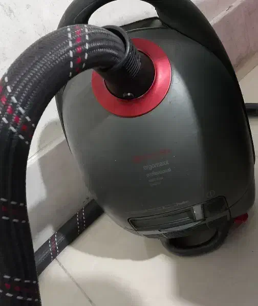 جارو برقی اوژن vc300|جاروبرقی، جارو شارژی، بخارشو|مشهد, نوید|دیوار