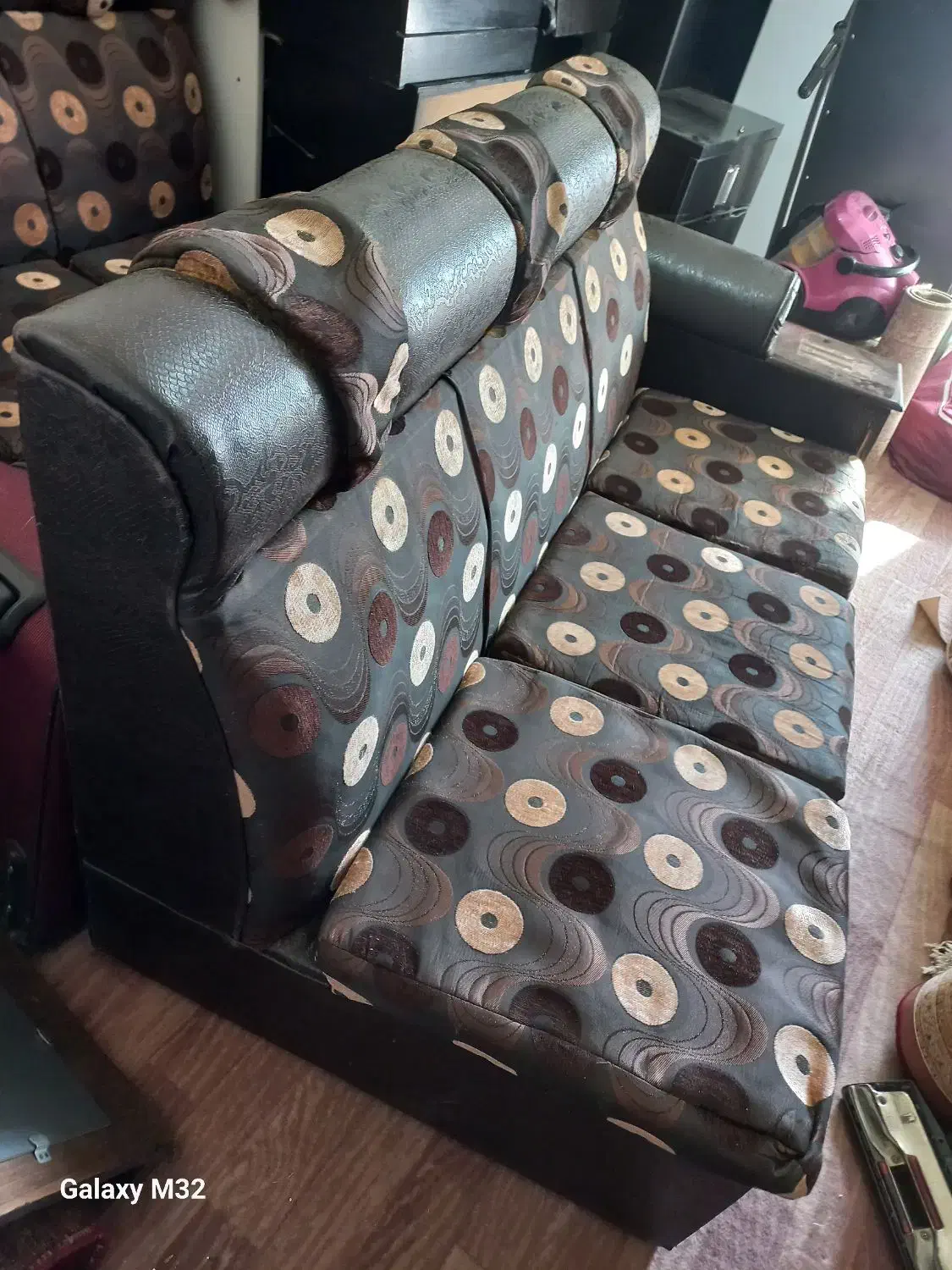 فروش مبل کارکرده ۷ نفره به کمترین‌ قیمت|مبلمان خانگی و میز عسلی|اردبیل, |دیوار