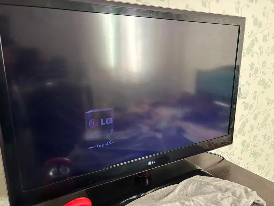 Led ال جی ۴۲ اینچ|تلویزیون و پروژکتور|پردیس, فاز ۸|دیوار