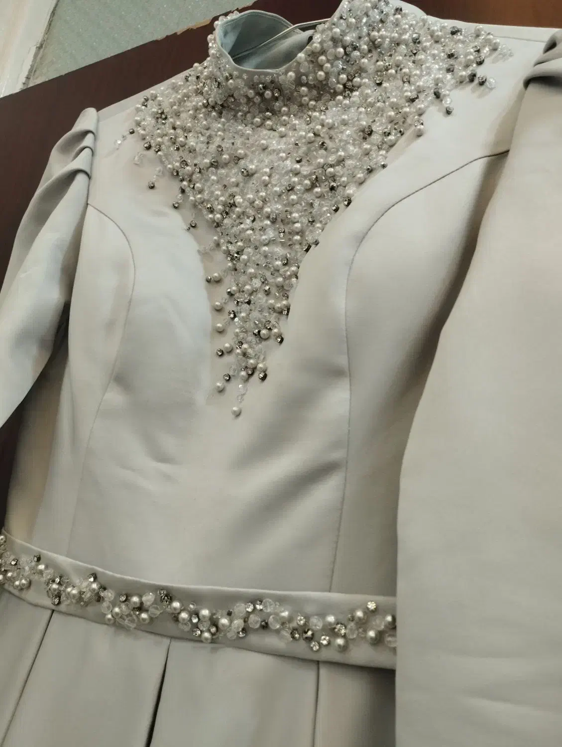 پیرهن مجلسی سایز 38 سنگ دوزی ها بسیار نو|لباس|ملایر, |دیوار