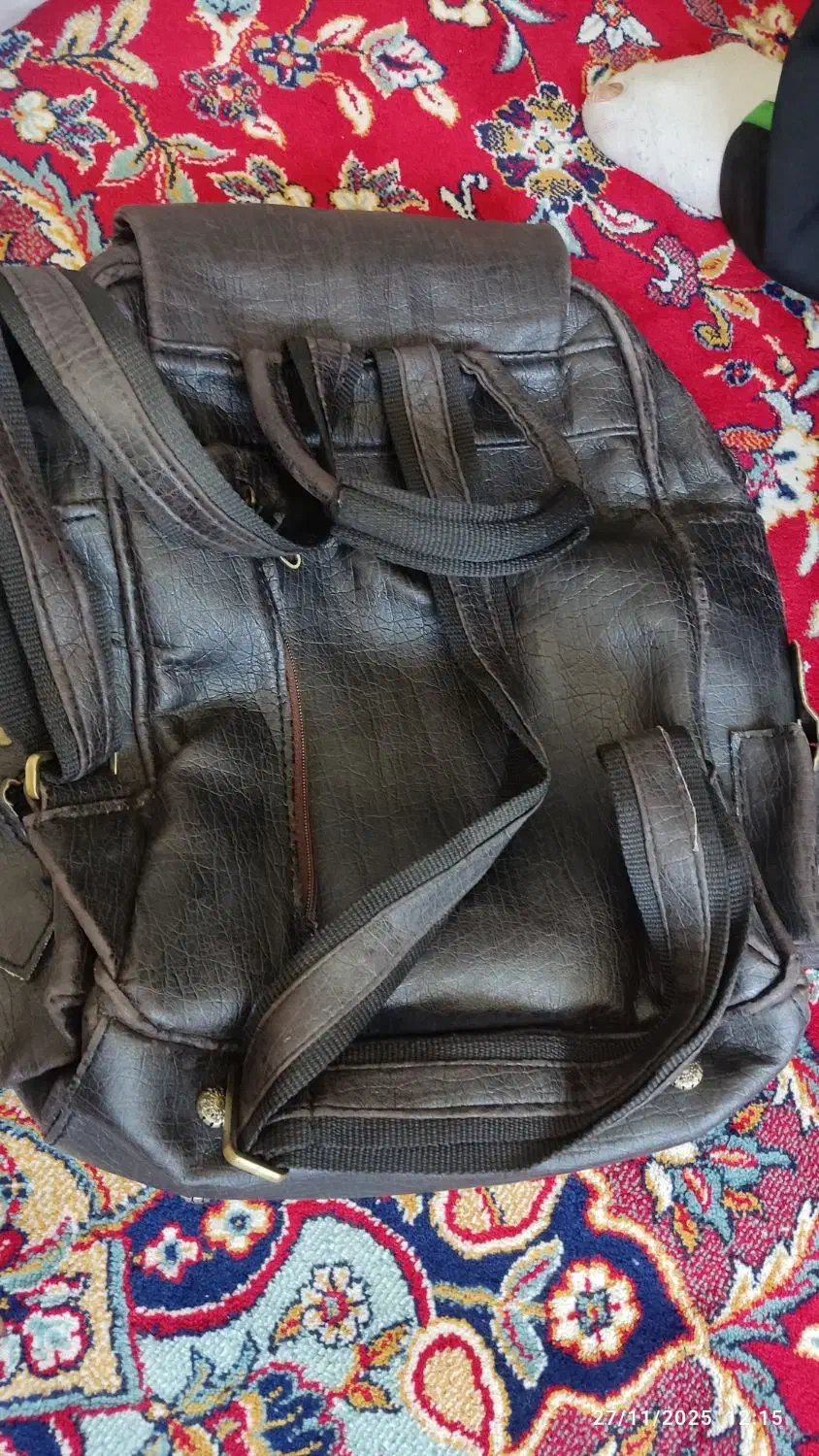 کوله پشتی|کیف، کفش، کمربند|قم, زاویه|دیوار