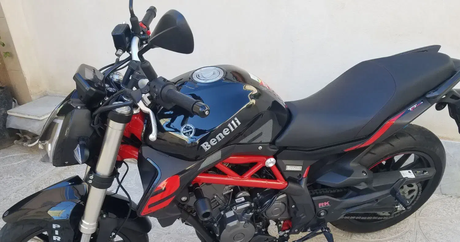 بنلی ۳۰۰  ۴۰۱|موتورسیکلت|کرج, اسلام‌آباد|دیوار