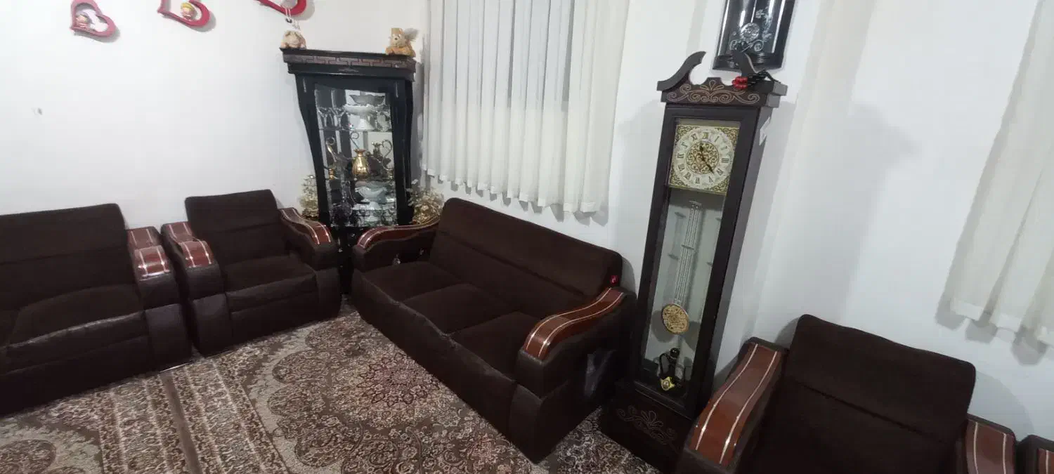 یک دست مبل نه نفرویک ساعت ویک بوفه|حراج|دهگلان, |دیوار