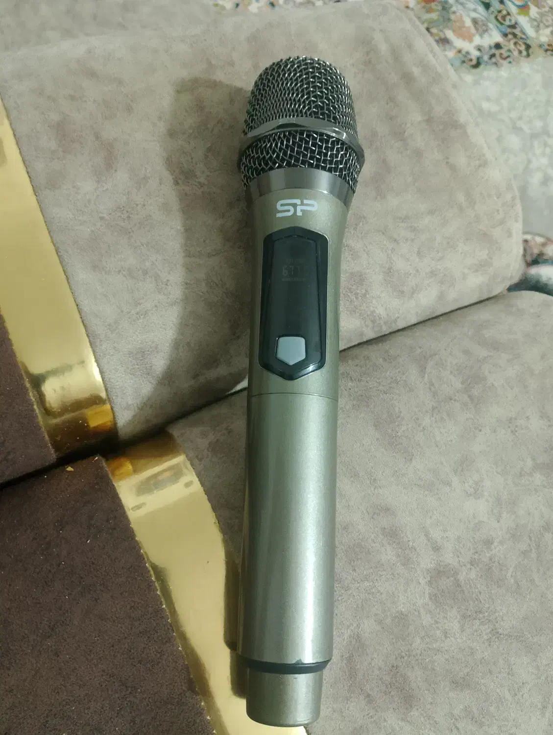 میکروفن|آلات موسیقی|مشهد, میان ولایت|دیوار