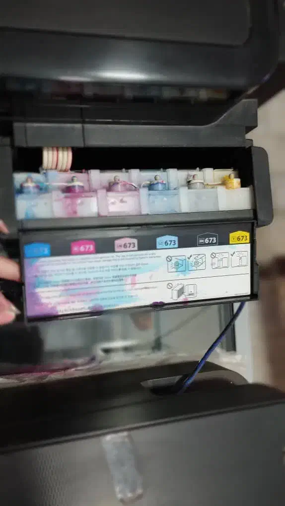 پرینتر رنگی دوعدد ودستگاه فتوکپی و دستگاه پرس کارت|پرینتر، اسکنر، کپی، فکس|پاکدشت, خاتون آباد|دیوار