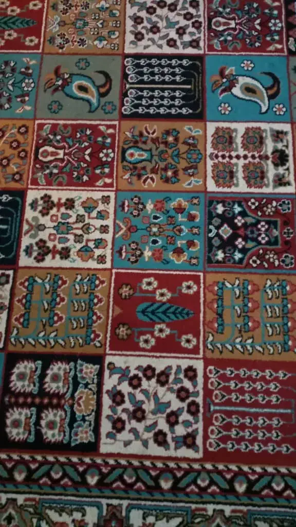 ۳ عدد فرش کارکرده با هم ۸ میلیون|فرش|شیراز, زرهی|دیوار