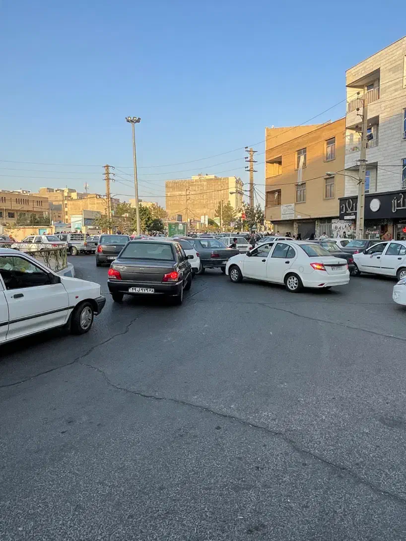 ۲۴متر/همکف/برخیابان اصلی/مجاورمیدان/پررفت امدفاز۱|فروش مغازه و غرفه|اندیشه, اندیشه فاز ۱|دیوار