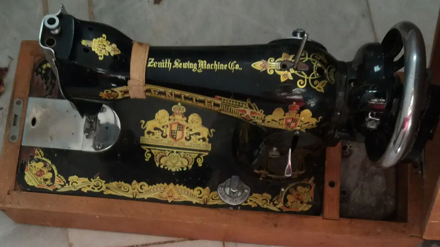 چرخ خیاطی|چرخ خیاطی و ریسندگی|دامغان, |دیوار