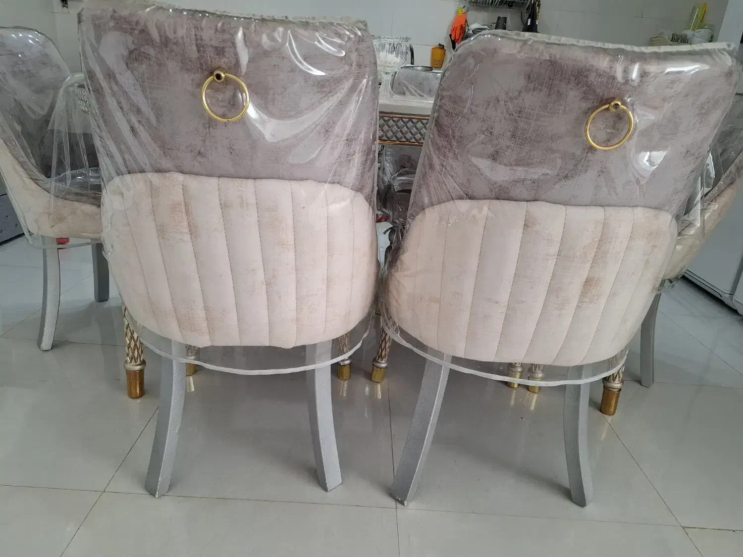 غذا خوری در حد نو یه ساله خریدم|میز و صندلی غذاخوری|آبدانان, |دیوار