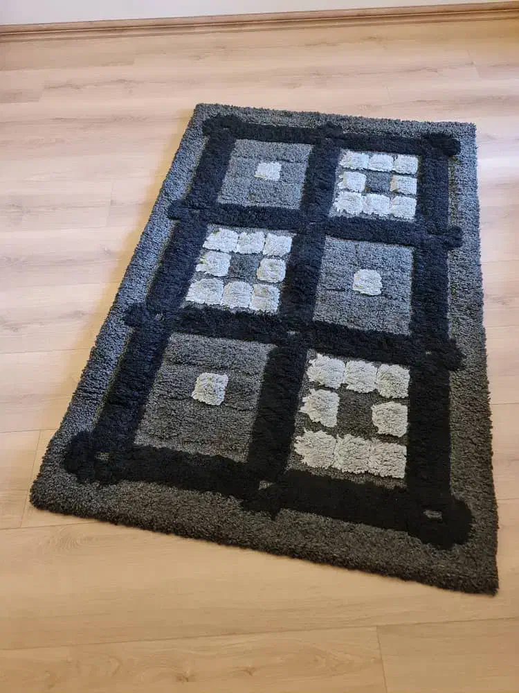 قالیچه ماشینی|فرش|شیراز, عفیفآباد|دیوار