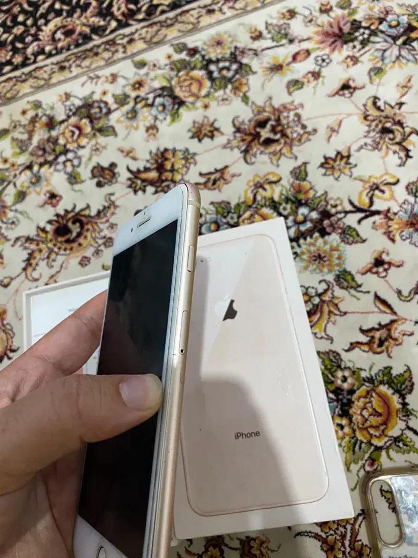 ایفون ۸پلاس رزگلد|موبایل|اراک, |دیوار