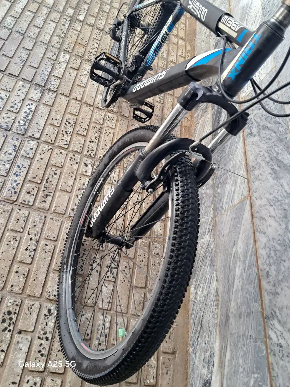 دوچرخه ۲۶|دوچرخه، اسکیت، اسکوتر|صحنه, |دیوار