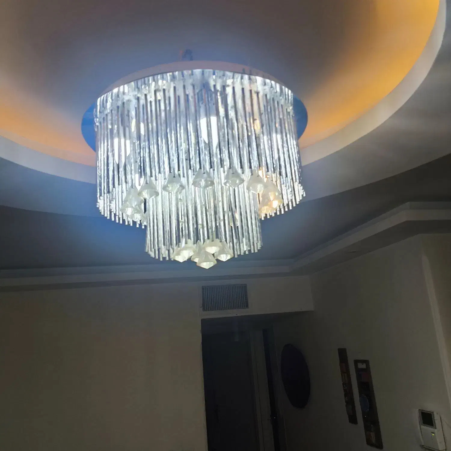 لوستر|لوستر و چراغ آویز|کرج, دهقان ویلا|دیوار