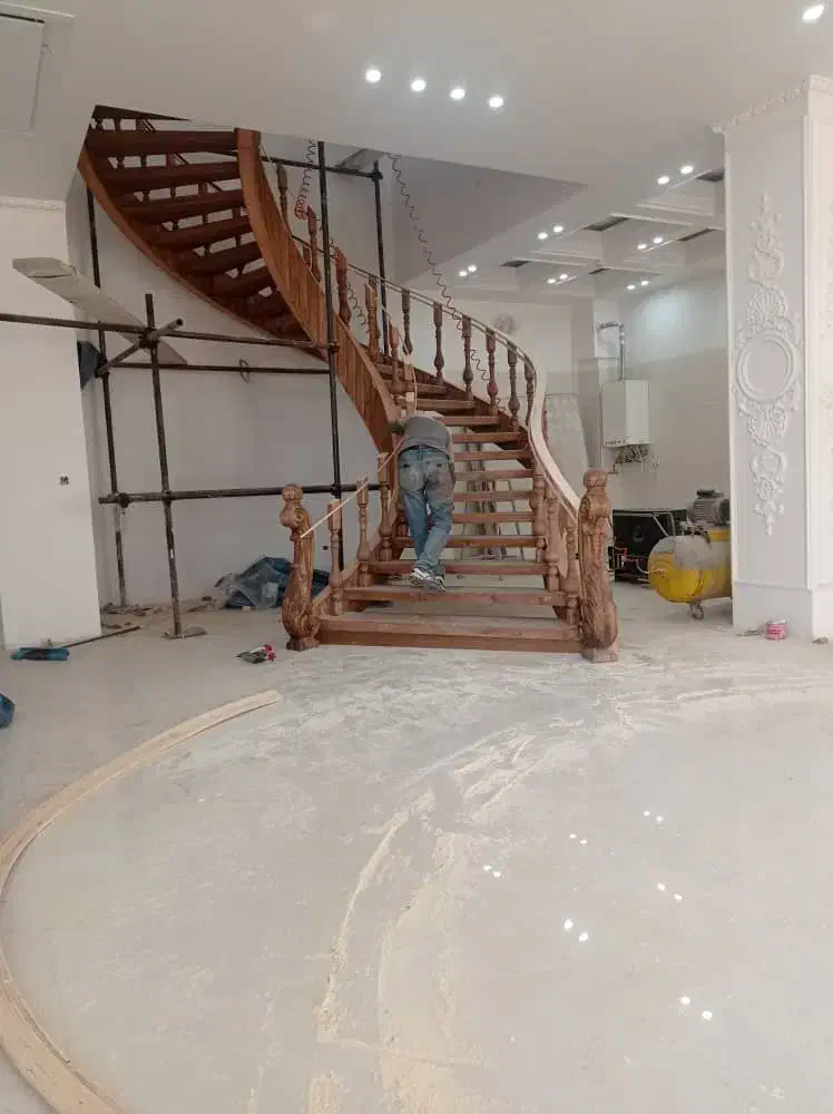 ساخت ونصب انواع پله های باکس دو محور و معلق و گرد|خدمات پیشه و مهارت|شهریار, شهرک شاهد|دیوار