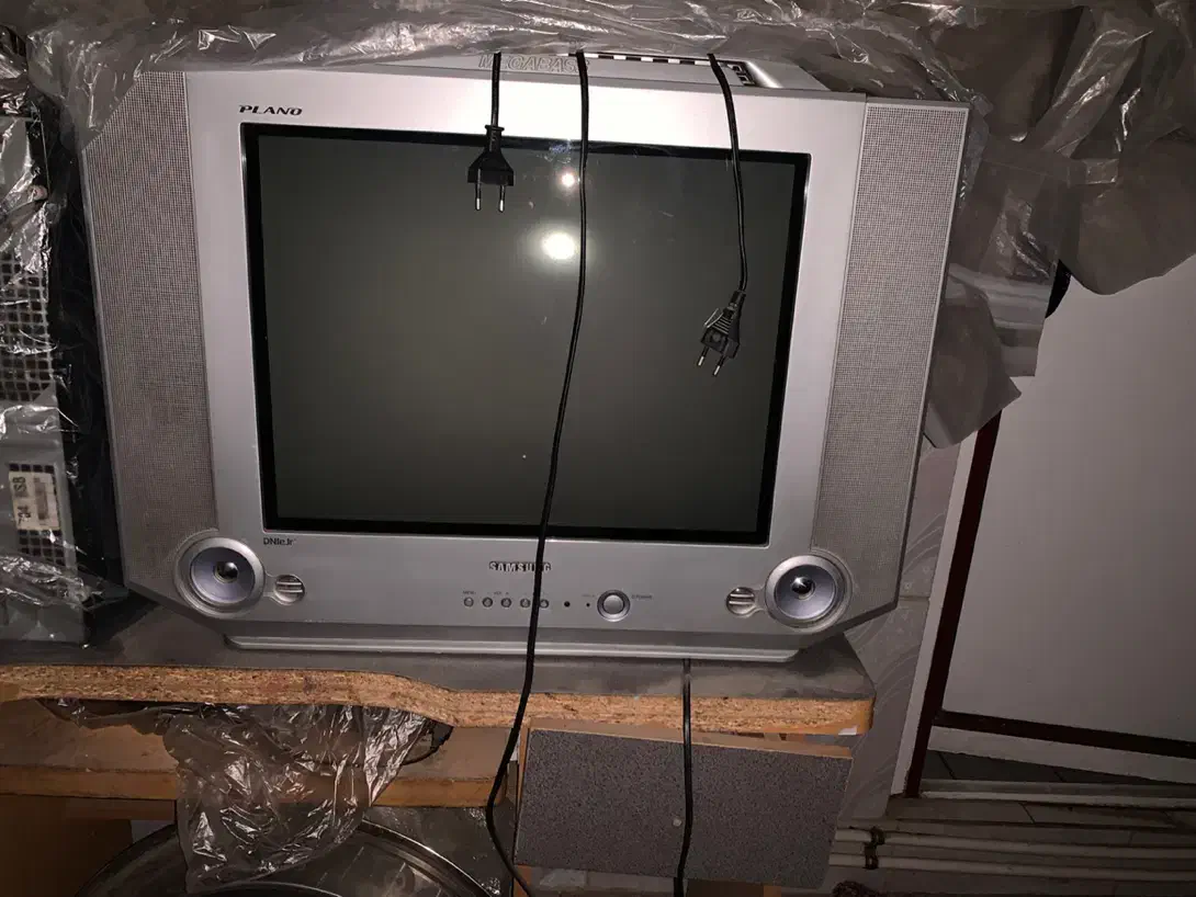 تلوزیون|تلویزیون و پروژکتور|اسلام‌شهر, مظفریه|دیوار