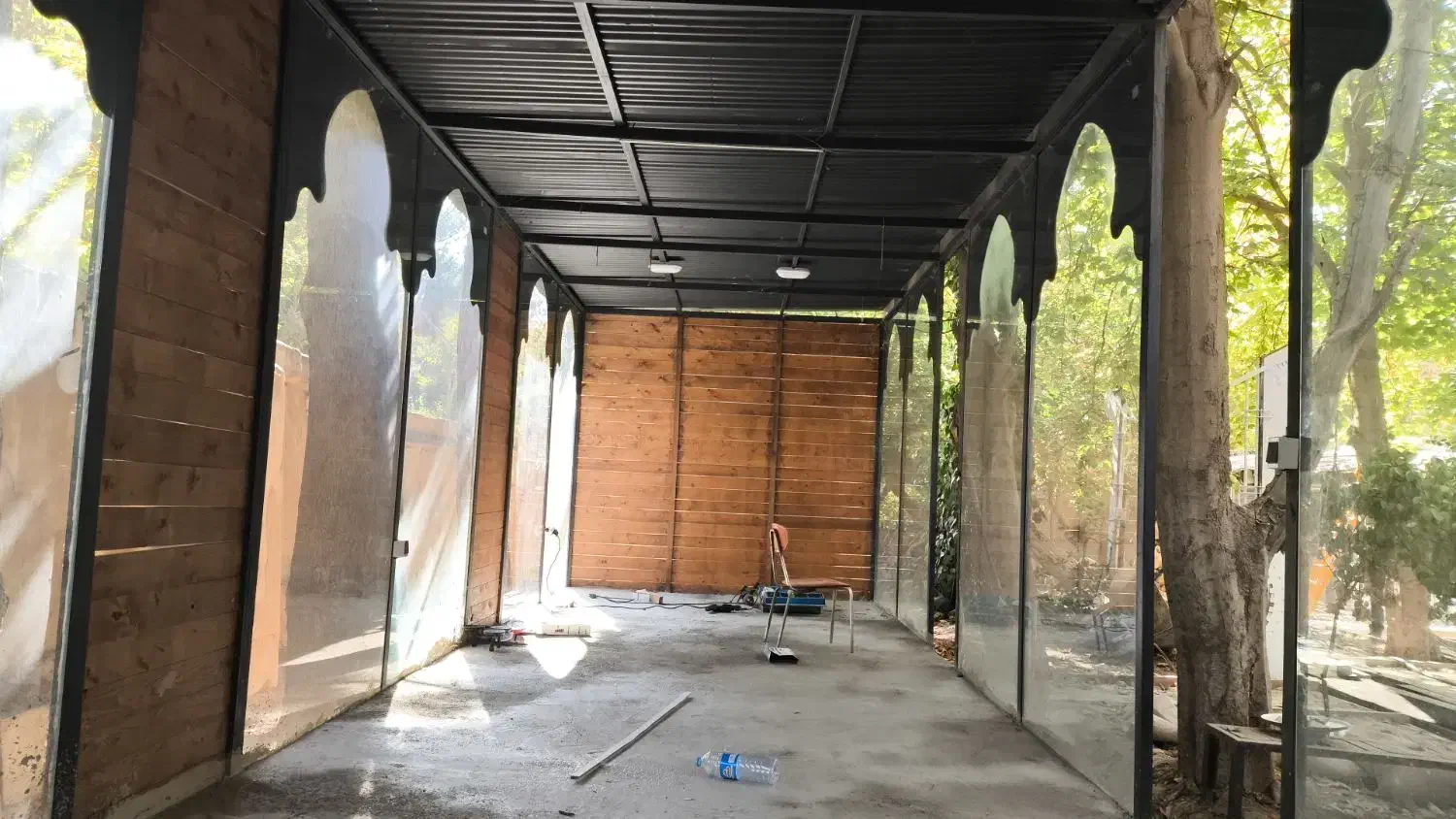 تعمیرات شیشه سکوریت و درب برقی کرکره ای فقط تعمیر|خدمات پیشه و مهارت|شیراز, زرهی|دیوار