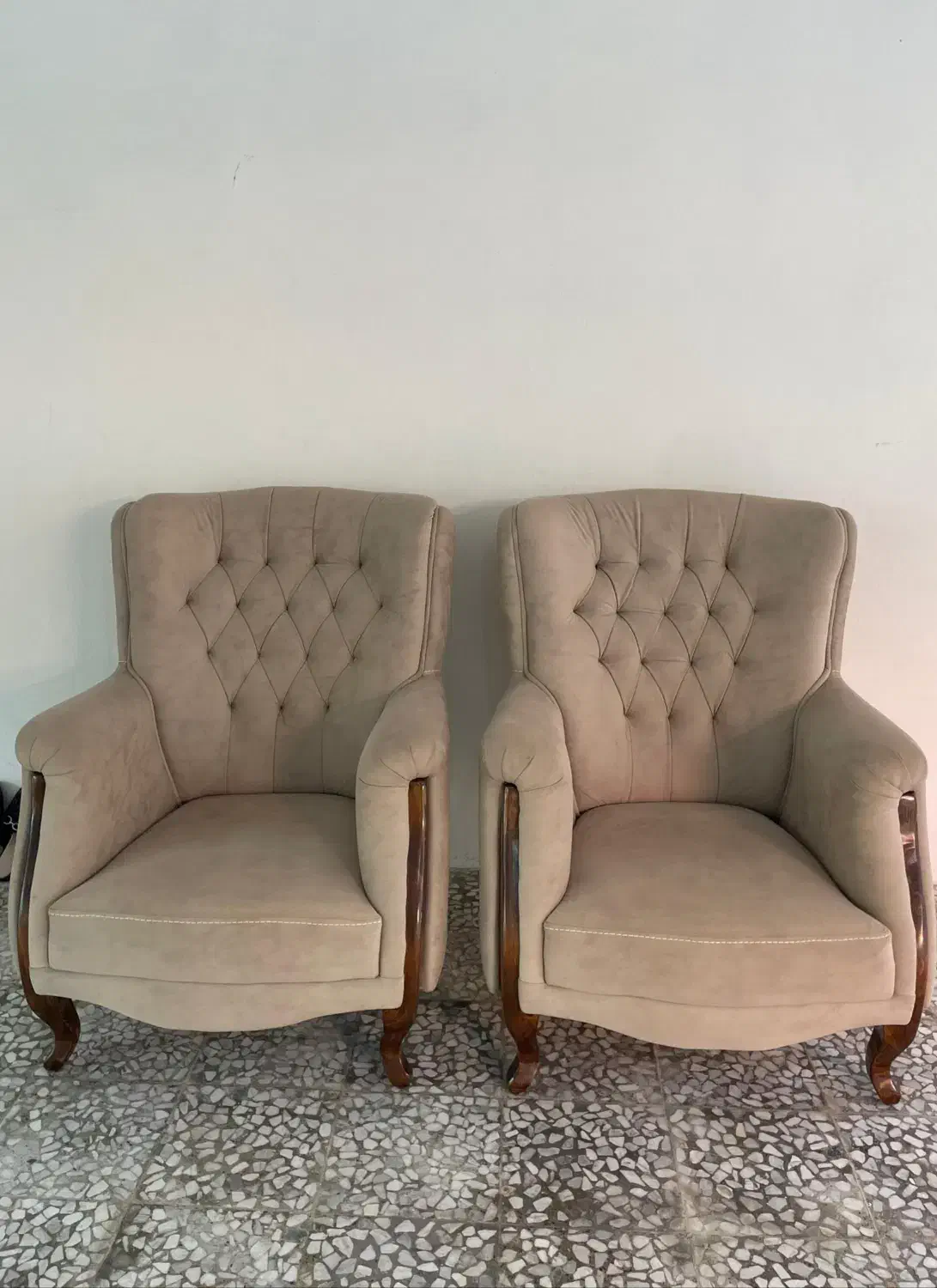 دو عدد مبل تک نفره در حد نو بسیار باکیفیت|مبلمان خانگی و میز عسلی|بندر انزلی, تهران|دیوار