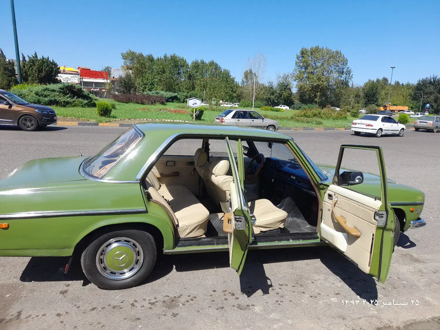 بنز ۲۲۰ معماری|خودرو کلاسیک|تهران, اکباتان|دیوار