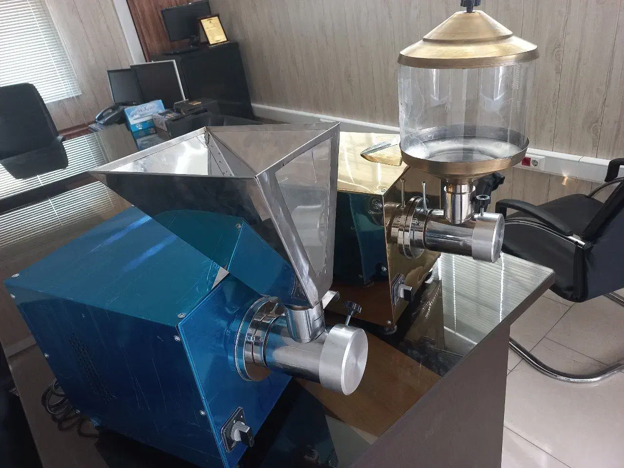 دستگاه کره گیری مغزیجات کره گیر آجیل بادام زمینی|فروشگاه و مغازه|تبریز, |دیوار