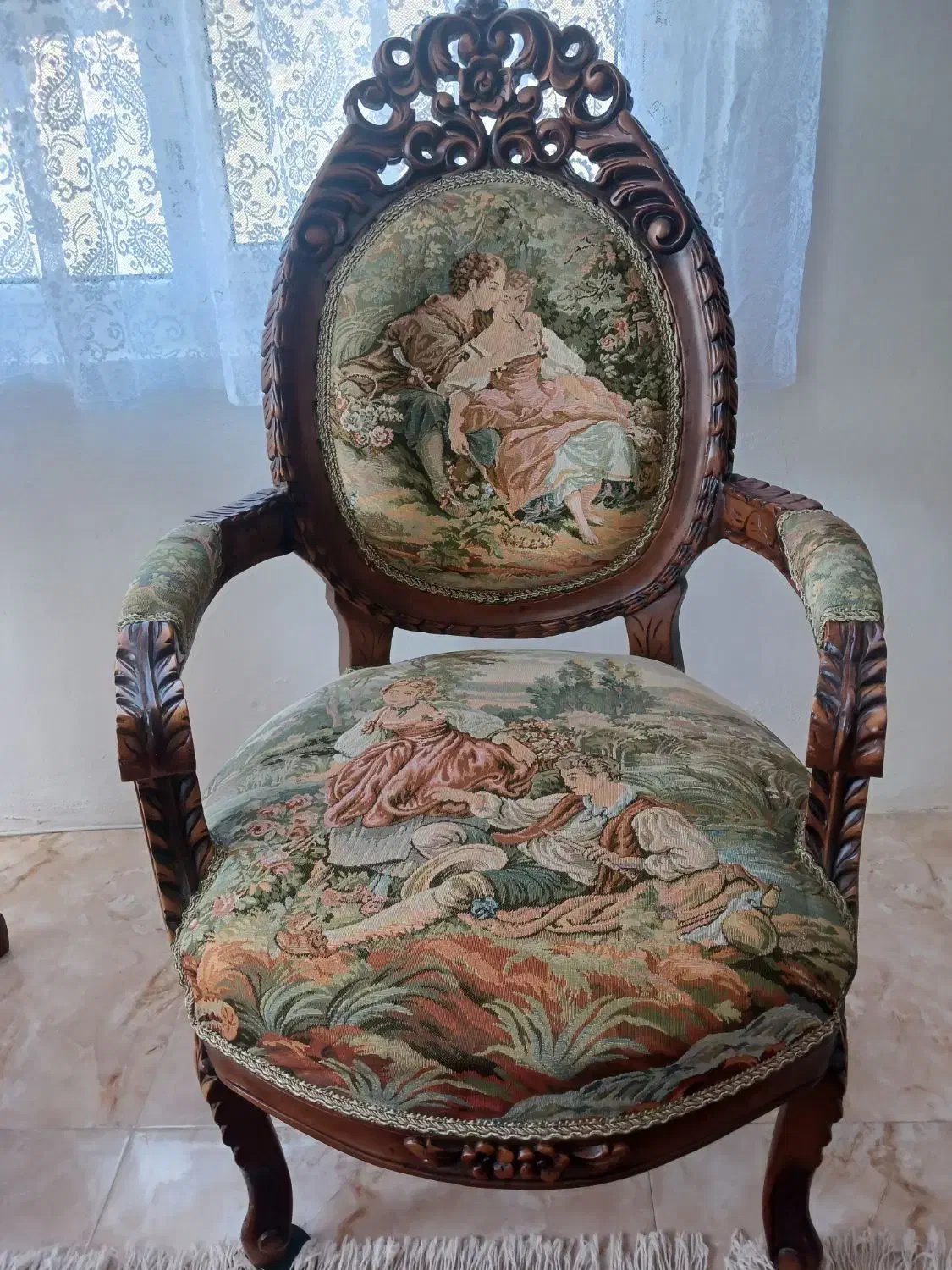 مبل انتیک و قدیمی وپارچه طرح لیلی مجنون|مبلمان خانگی و میز عسلی|تهران, منیریه|دیوار