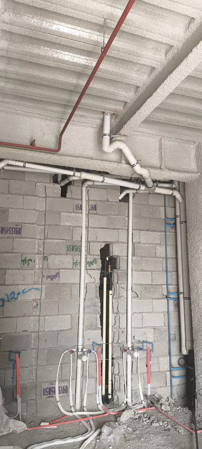 انجام لوله کشی پلی اتیلن. پی وی سی و پنج لایه|خدمات پیشه و مهارت|سیرجان, |دیوار