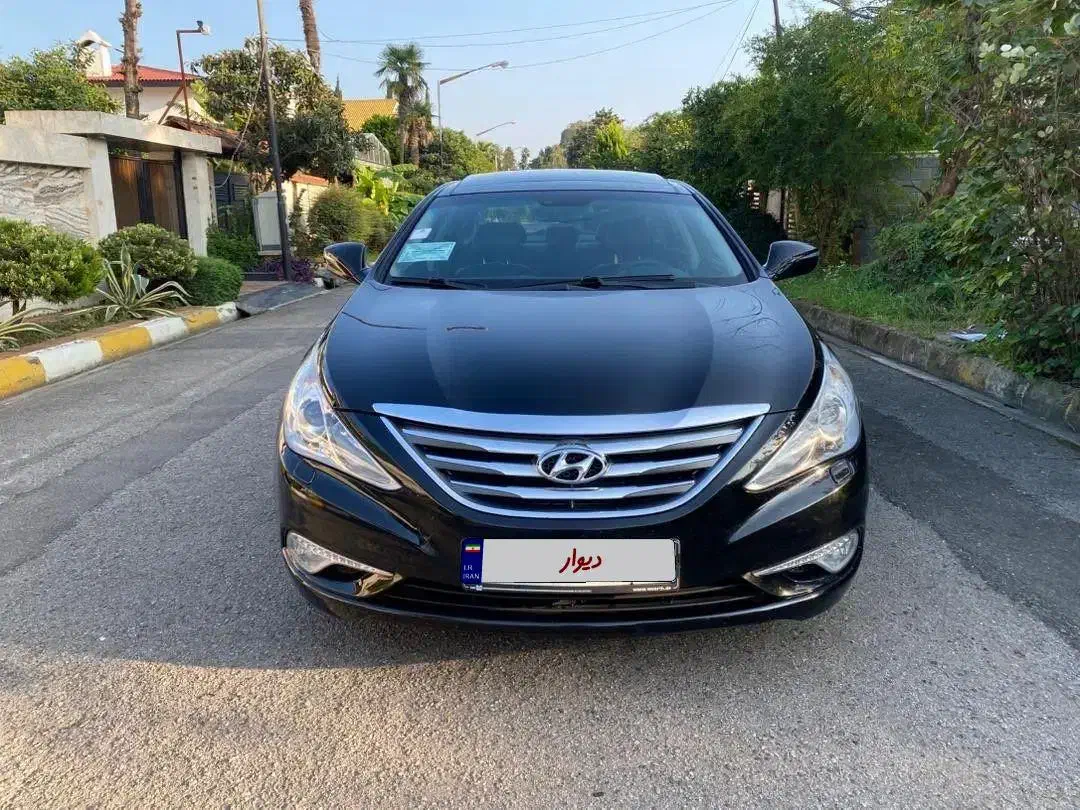 سوناتاYf2014بیرنگ درجه یک مشابه صفر|خودرو سواری و وانت|تهران, گلستان (شهرک راه آهن)|دیوار