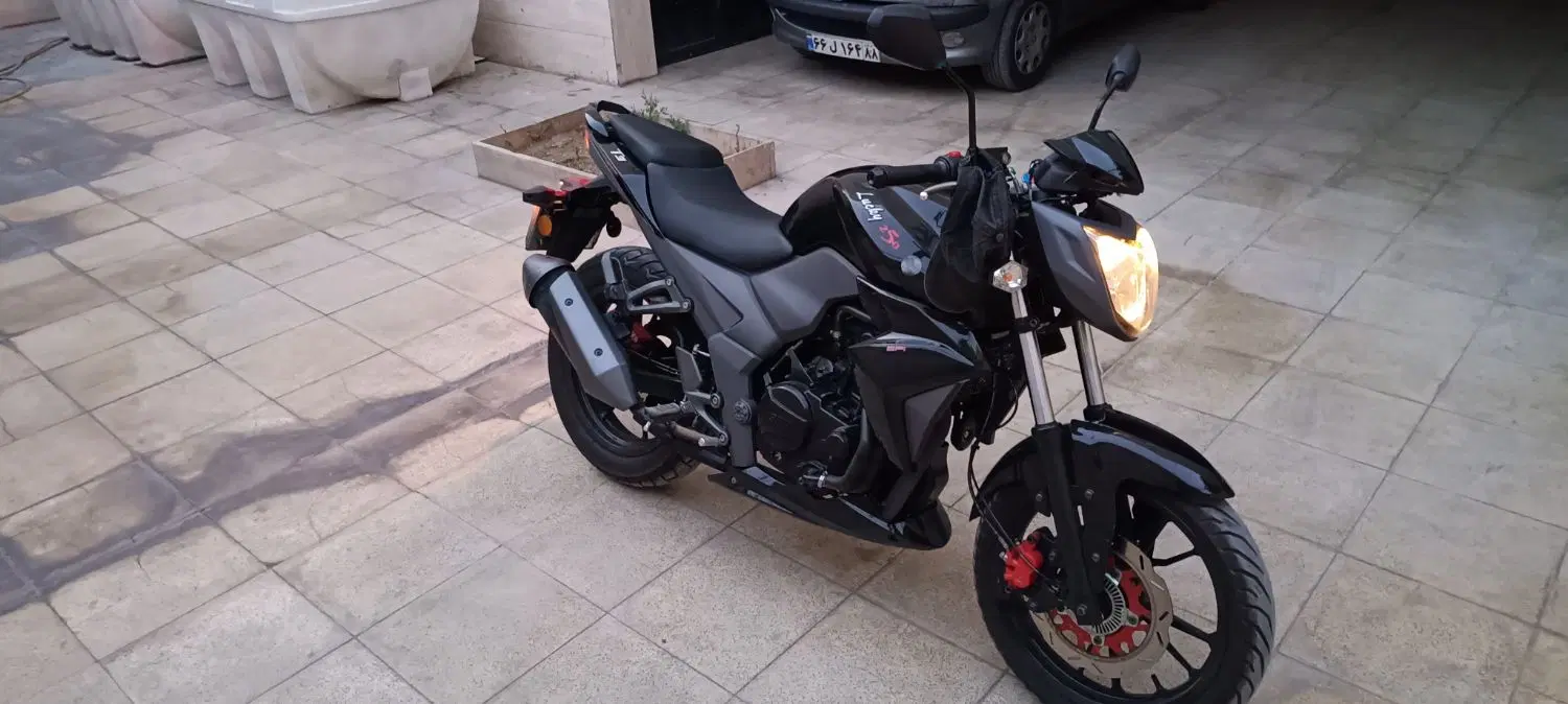 sym T3 لاکی 250 1402|موتورسیکلت|تهران, خرمشهر|دیوار